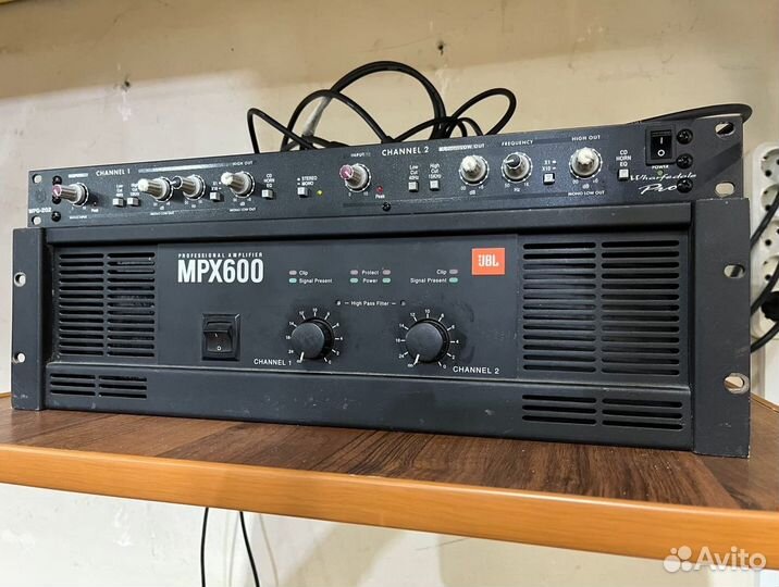 Усилитель JBL MPX600