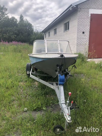 Лодка днепр, мотор, прицеп