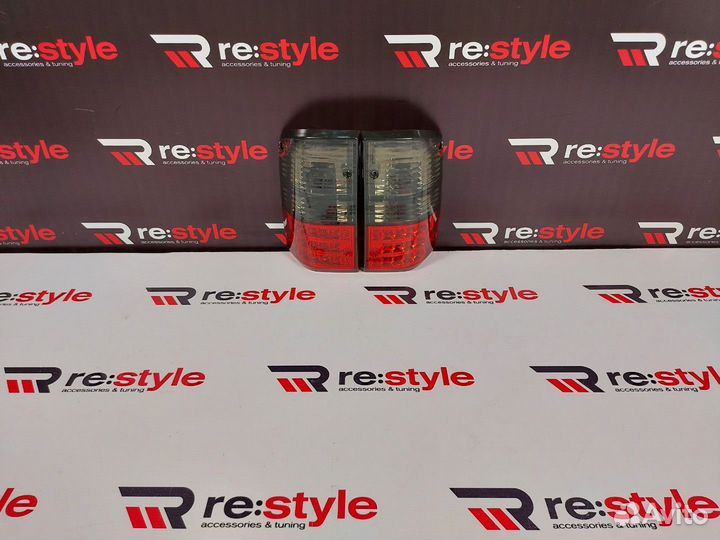 Стопы Nissan Patrol 60 Красно-Черные Диодные R2575