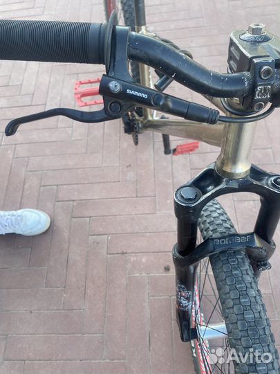 Тормоз shimano MT 200