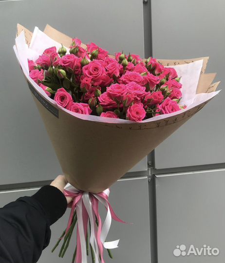 Букет кустовых роз