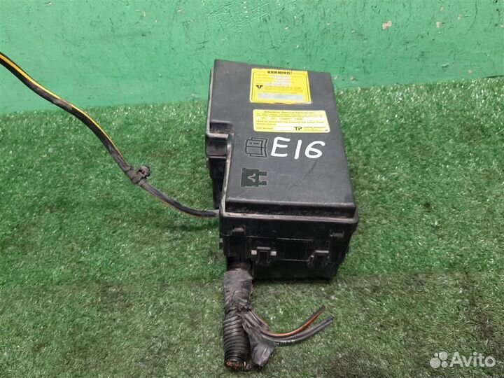 Блок предохранителей моторный Mazda 3 (BK) 2005