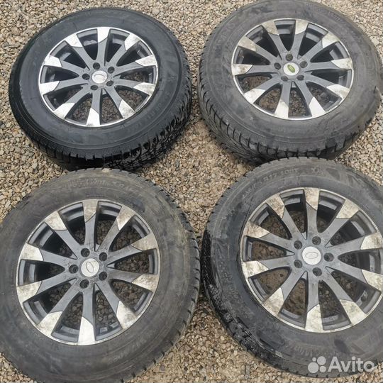 235/65 R17 Kumho WinterCraft SUV Ice WS51 Зима Лит