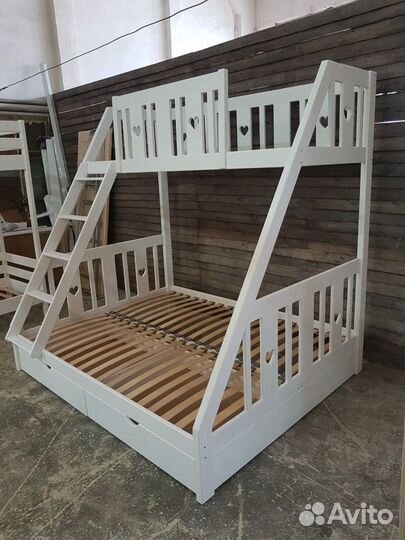Двухъярусная кровать для детей и взрослых
