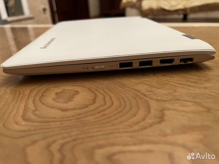 Ноутбук-трансформер Lenovo