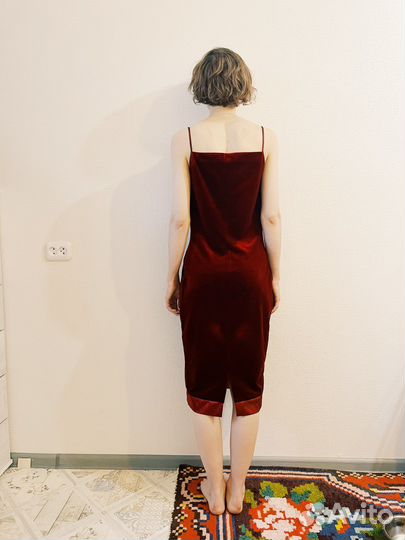 Бархатное платье