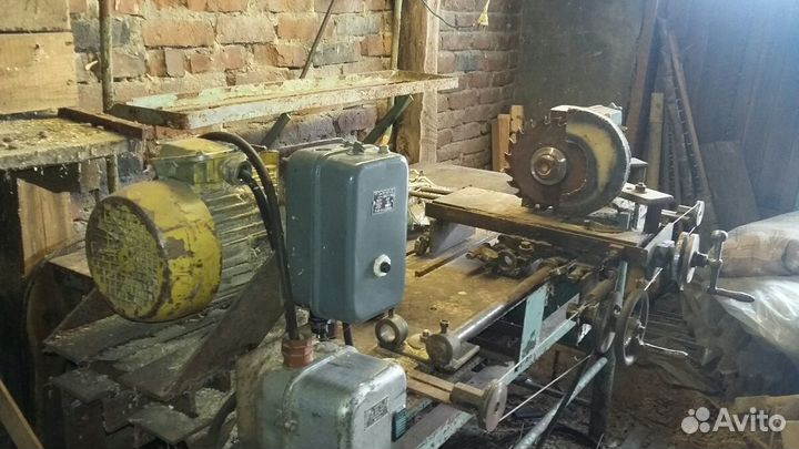 Токарный станок