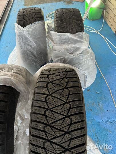 Accelera 651 215/55 R17