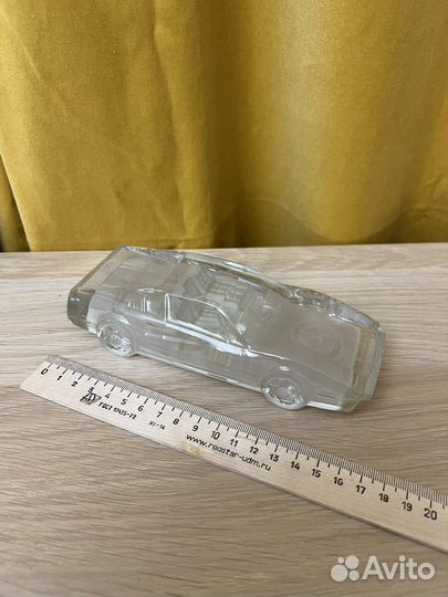 Машина стеклянная