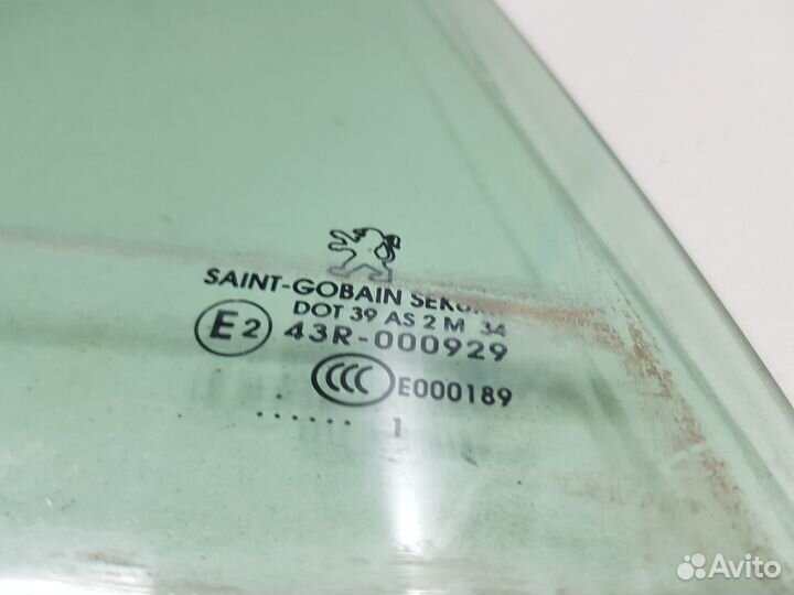 Стекло заднее правое Peugeot 308 (2007-2015)