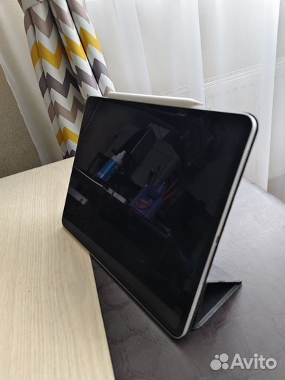 Продам iPad pro 12.9, 256 гб