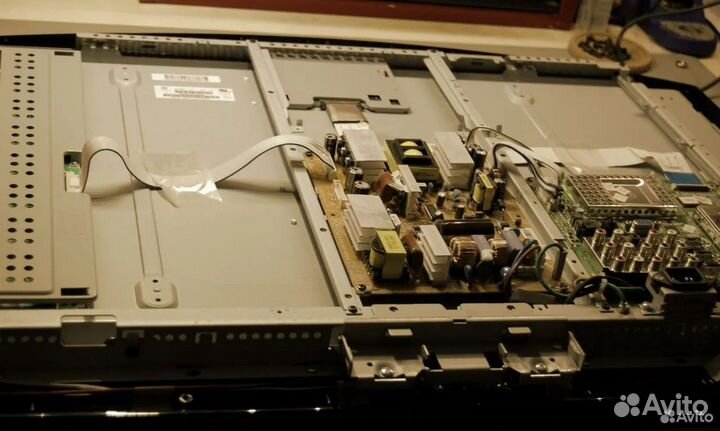 Ремонт телевизоров / роботов пылесосов / кофемашин