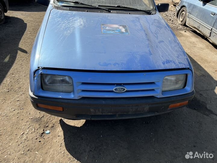 Капот Ford Sierra 1