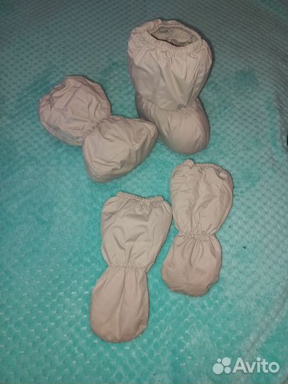 Зимние мягкие пинетки-сапожки и рукавички