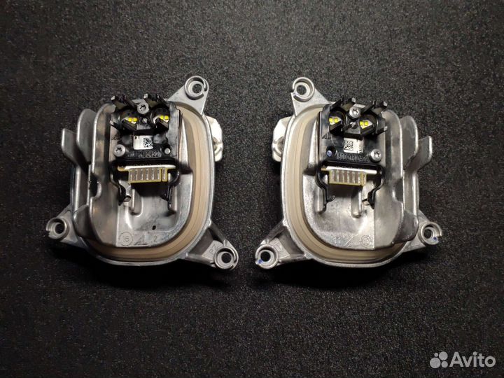 Светодиодный модуль BMW X3 G01 G08 X4 G02 7466108