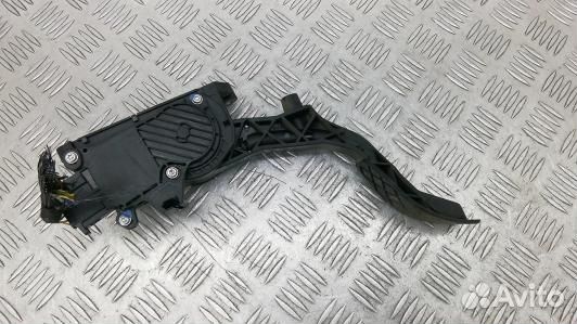 Педаль газа skoda fabia 2 (EMA10NW01)