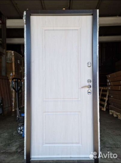 Входная дверь с терморазрывом
