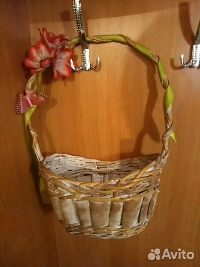 Корзинка плетеная