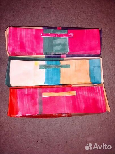 Небольшой шкафчик из бумаги для вложения чего либо