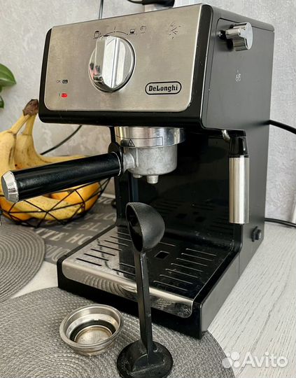 Кофеварка delonghi