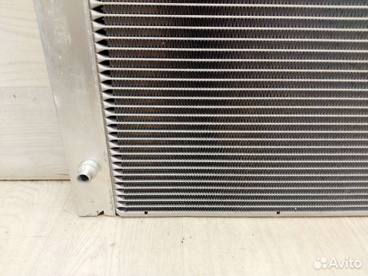 Радиатор охлаждения BMW 5 E60/E61