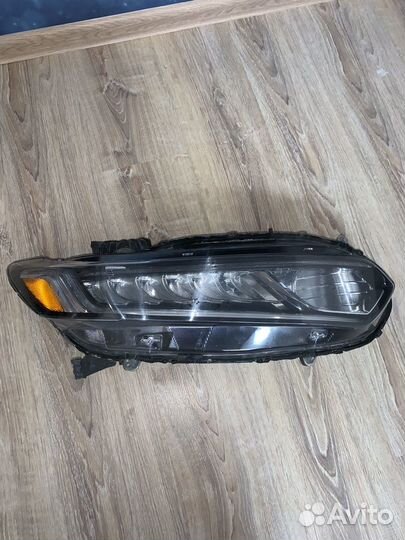 Фара honda accord 10