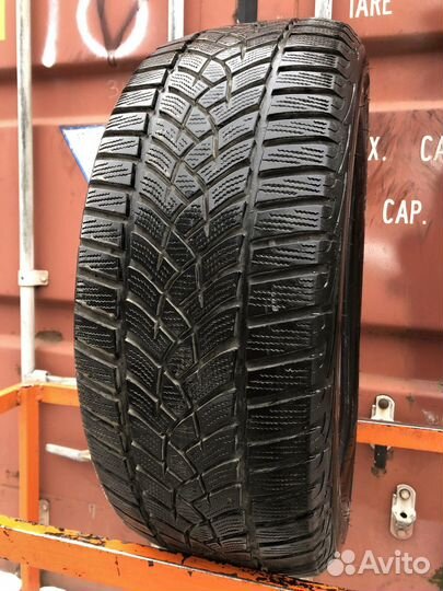 Goodyear UltraGrip Performance Gen-1 225/55 R17