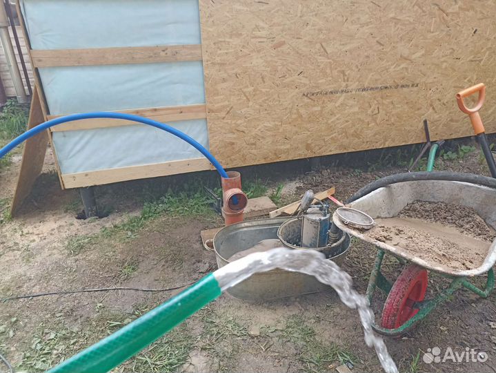 Бурение абиссинской скважины, колодца на воду