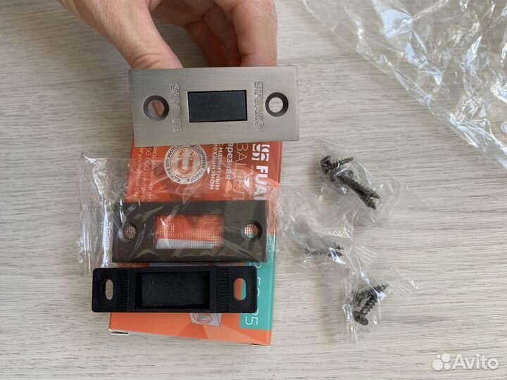 Защёлка магнитная Fuaro