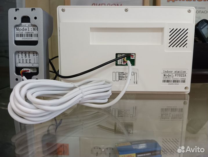 Видеодомофон цветной новый комплект