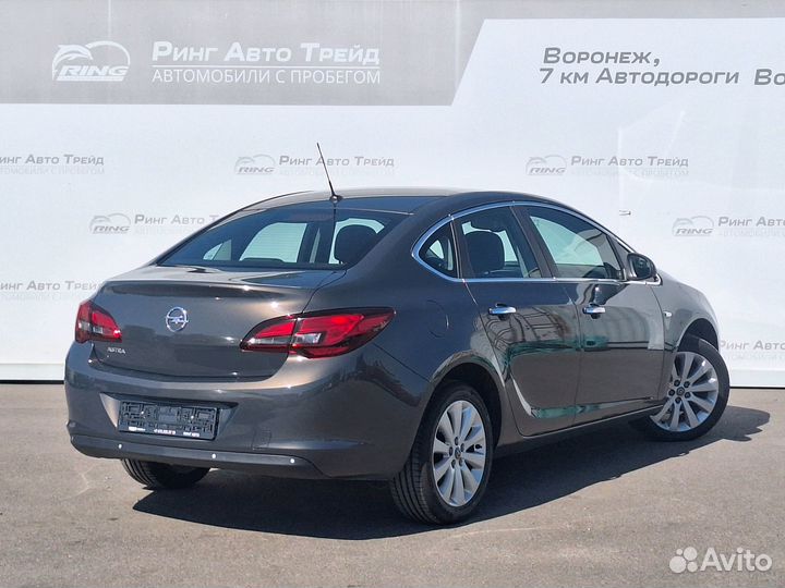 Opel Astra 1.6 МТ, 2012, 68 400 км