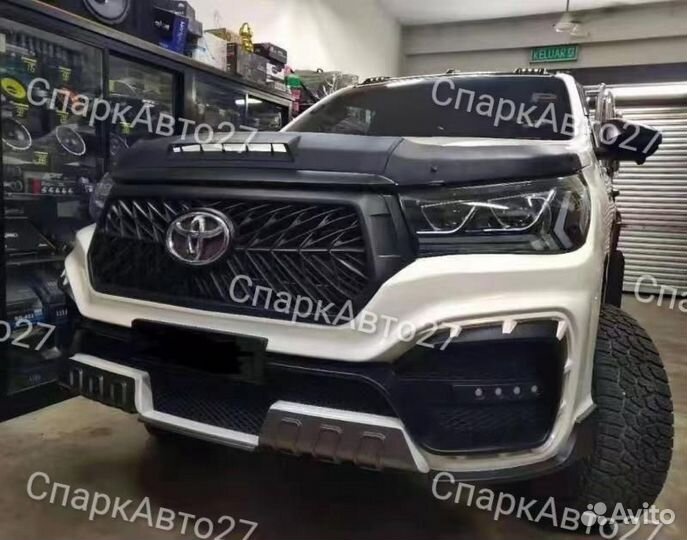 Бампер передний Toyota Hilux 2015-2020 стиль wald