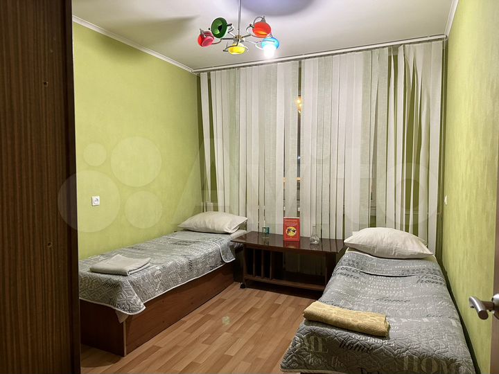 3-к. квартира, 70 м², 1/9 эт.