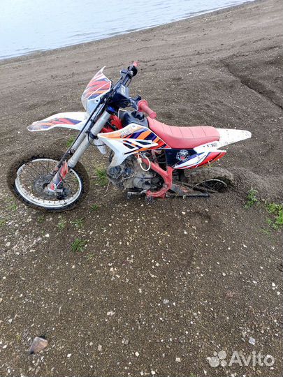 Продам пит байк