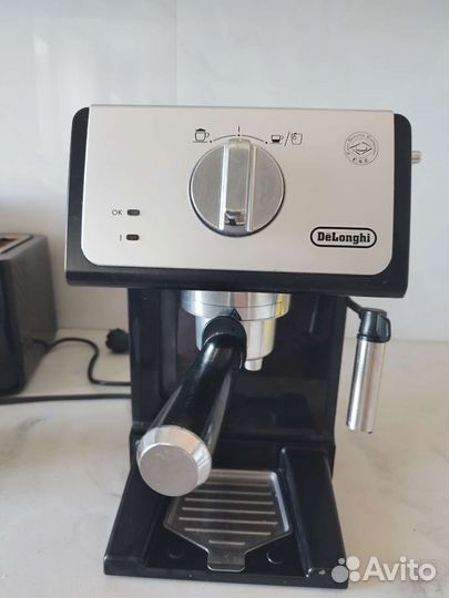 Кофемашина delonghi