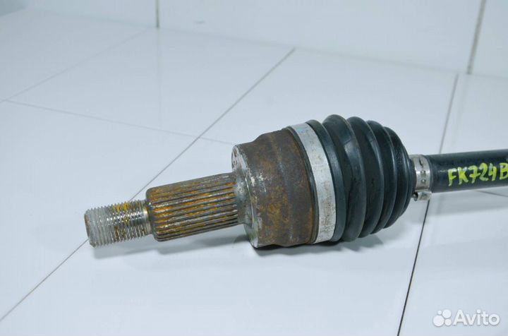 Приводной вал задний Land Rover Discovery Sport