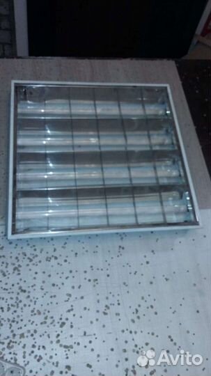 Светильник потолочный встраиваемый