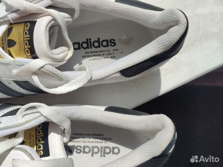 Кроссовки adidas