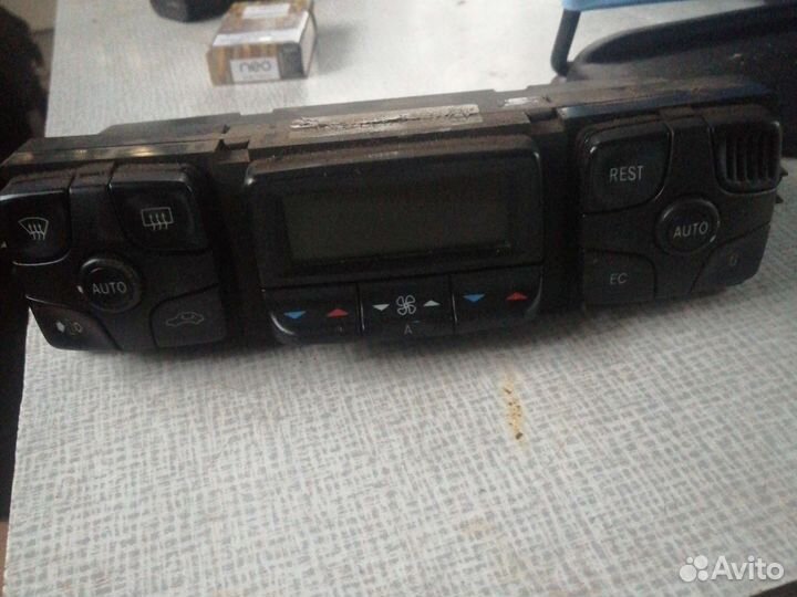 Блок управление климатом w220