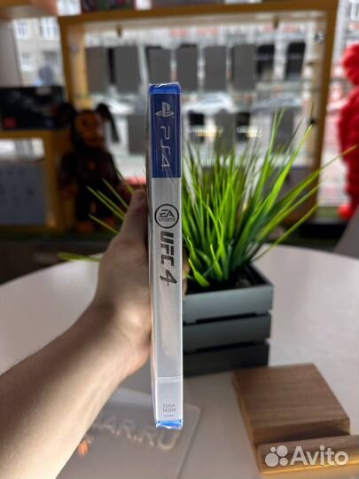 Игра для PS4/PS5 UFC4