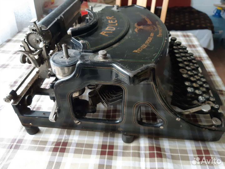 Печатная машинка adler