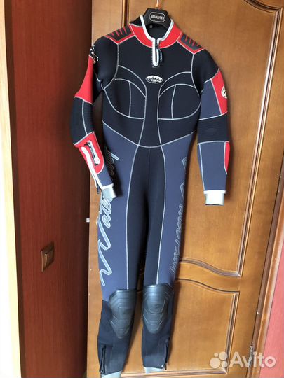 Гидрокостюм женский 5 мм