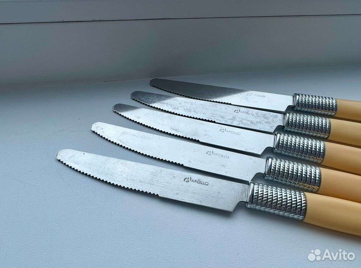 Ножи столовые 5 шт СССР винтаж бежевые