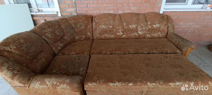 Угловой диван