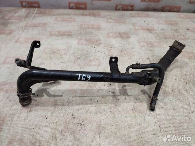 Патрубок системы охлаждения Audi A4 B6 ALT 2003