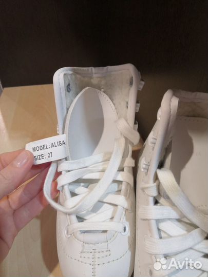 Коньки новые