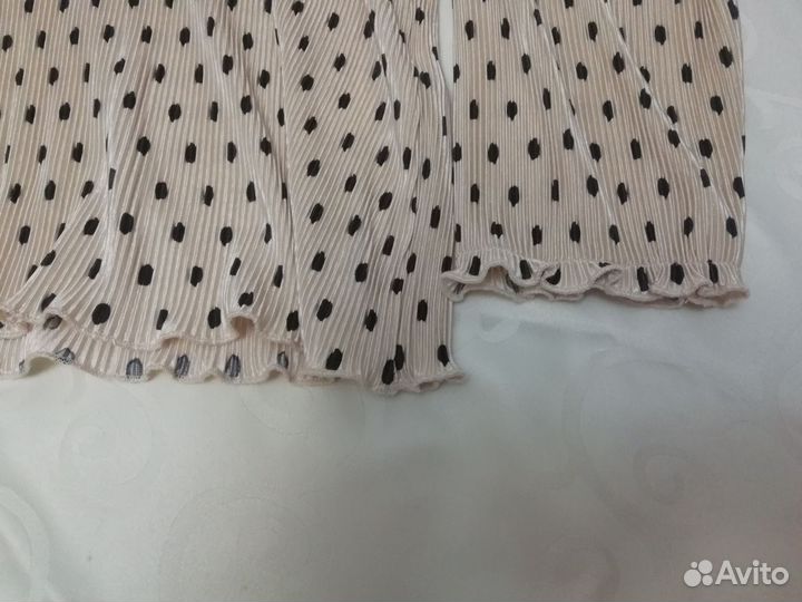 Блузка из ткани типа гофре