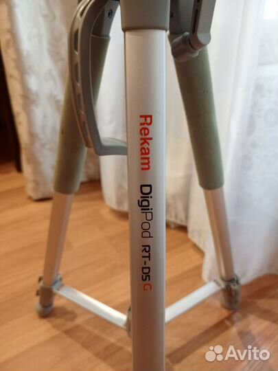 Штатив для фотоаппарата. Сломанный