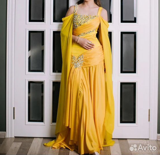 Нарядное платье