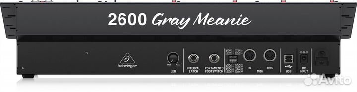 Аналоговый полумодульный синтезатор Behringer 2600